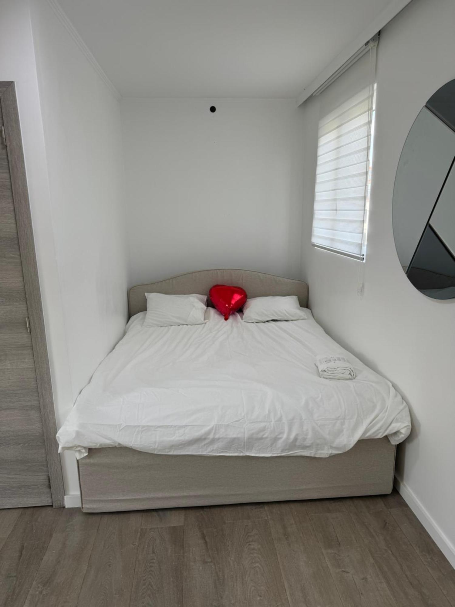 Qozyroom Machelen Ngoại thất bức ảnh
